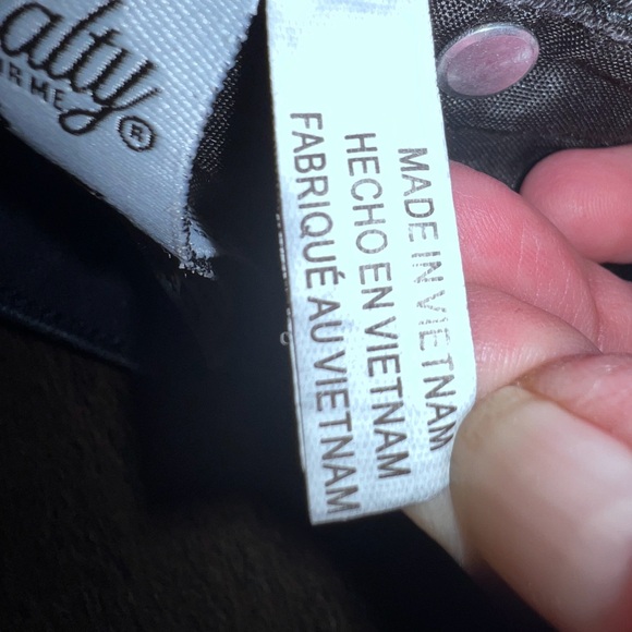 Royalty For Me black ankle jeans. Size 8. Preowned. - Picture 14 of 15